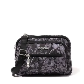 Baggallini Triple Zip Bagg