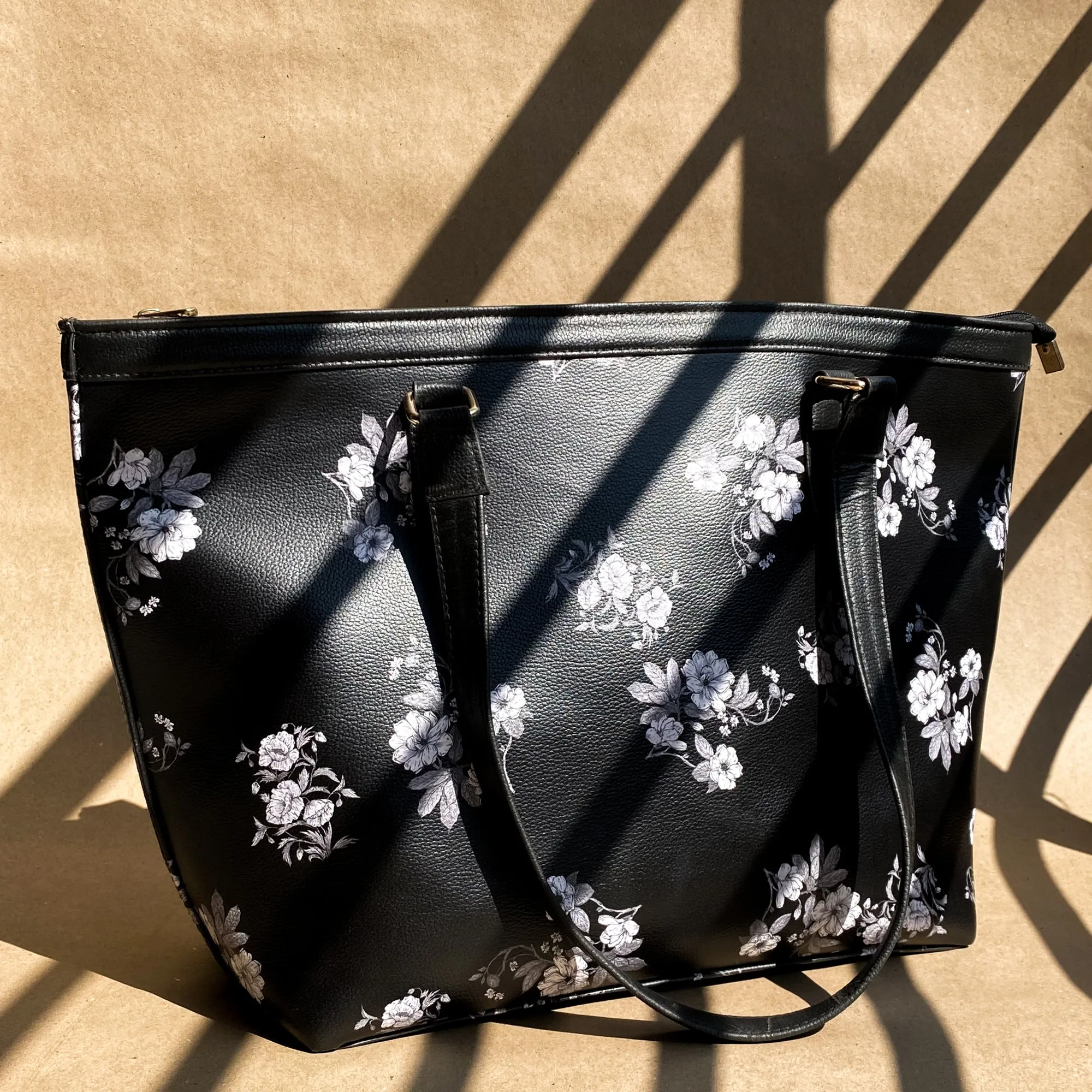 Black Beauty - Handbag