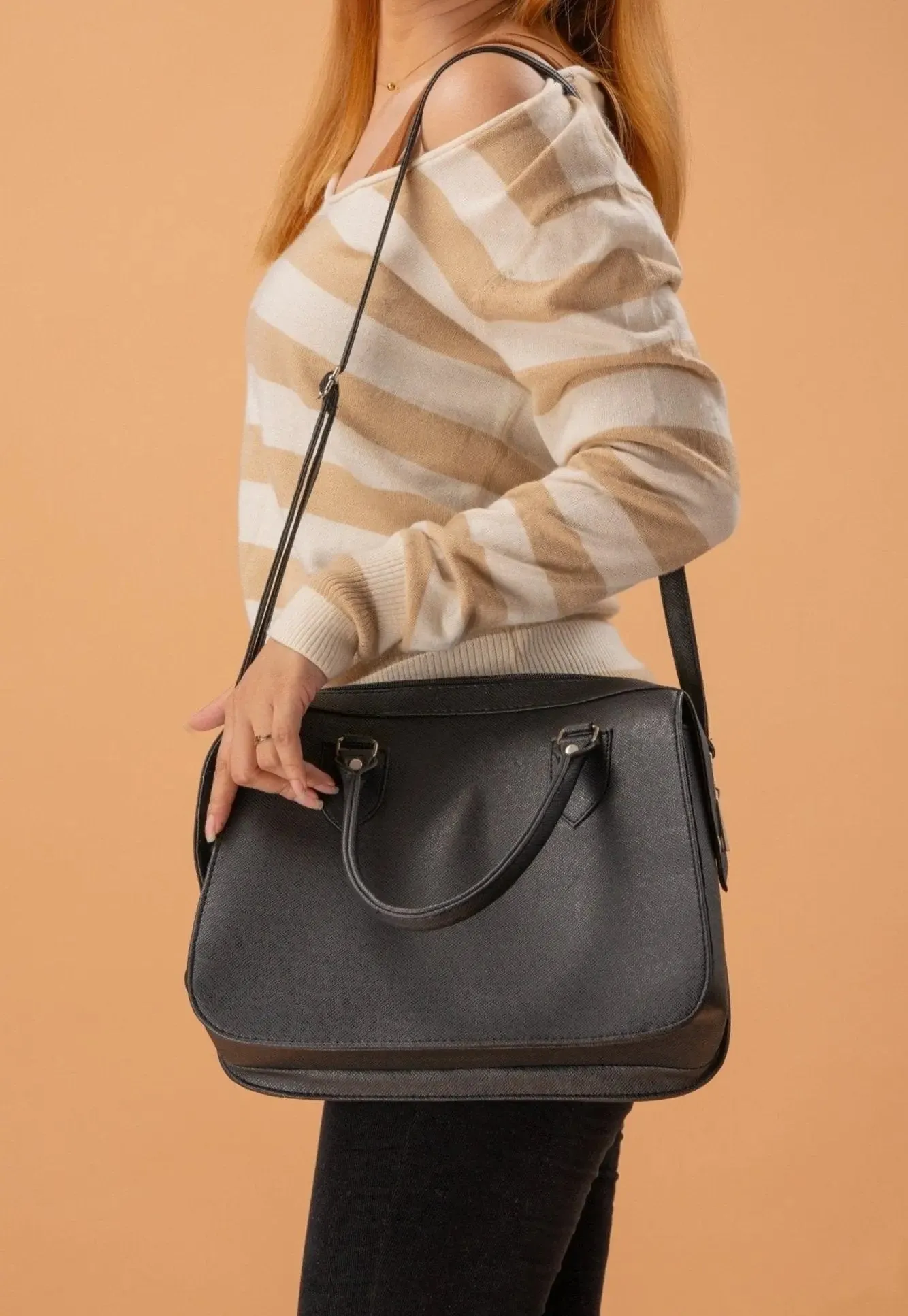 MARGAUX Classic Handbag with Sling in Black