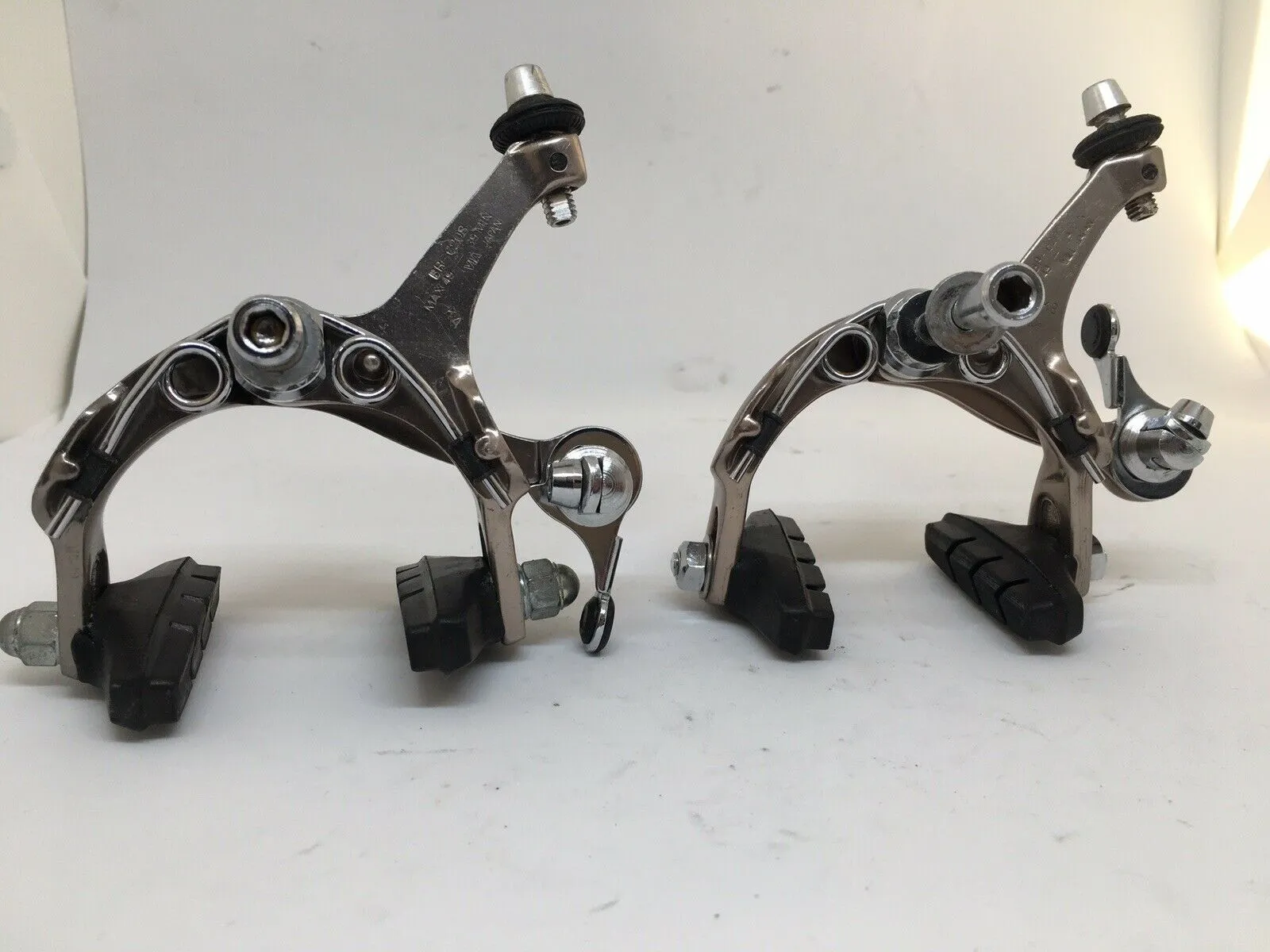 Shimano 600EX BR6208 Brakes Gunmetal Version