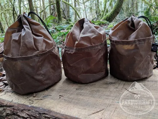 The Cedar Lite Bucket Bags with Outside Pockets