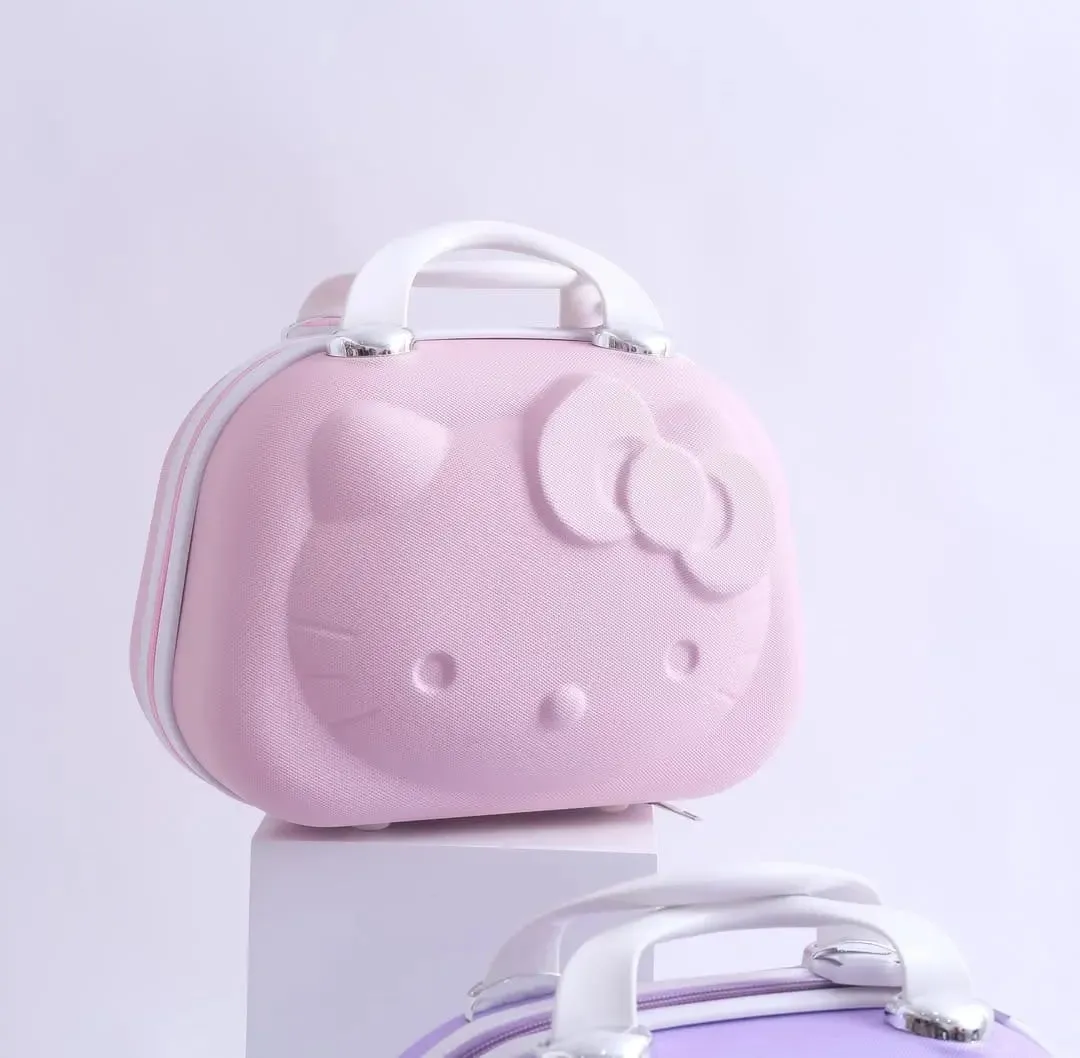 TRENDY HELLO KITTY ORGANIZER