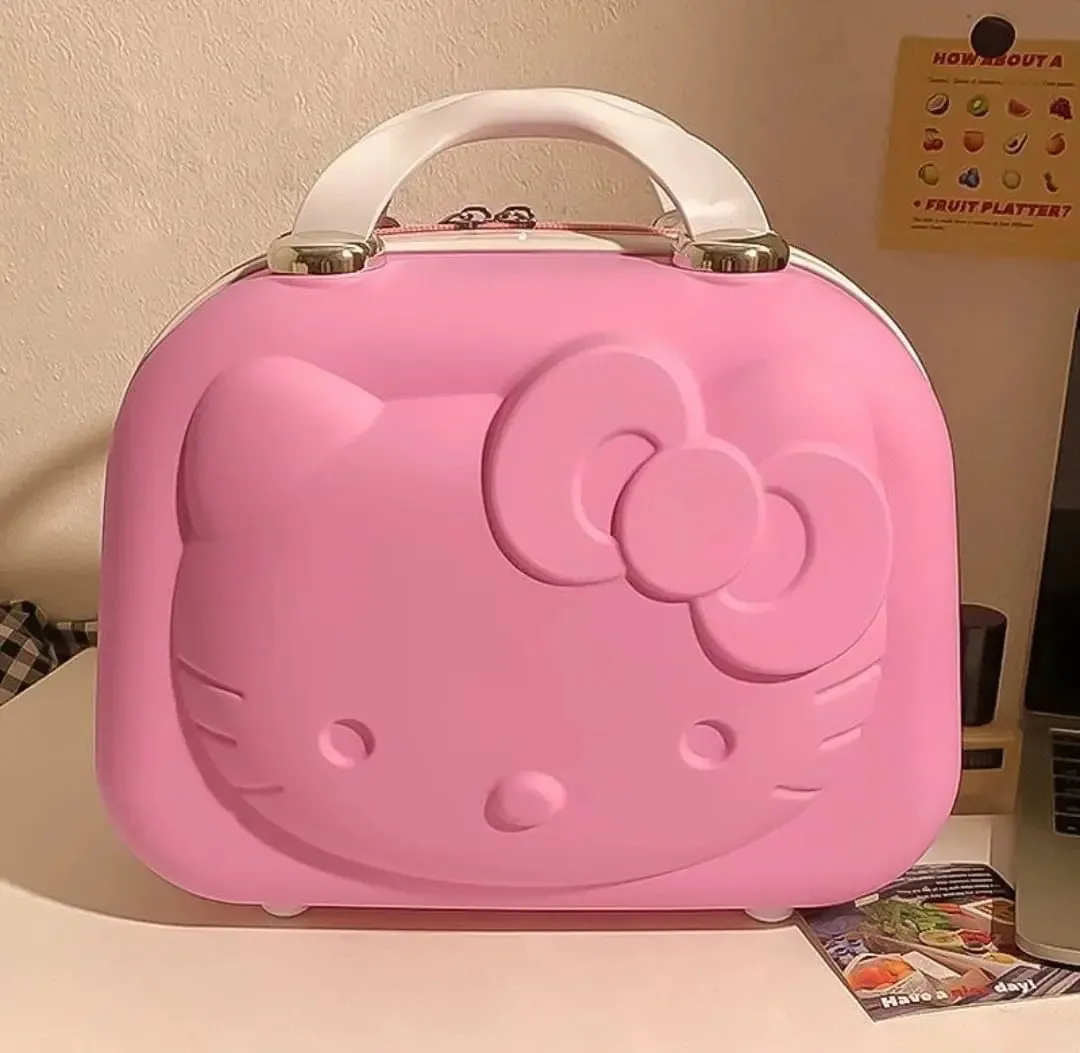 TRENDY HELLO KITTY ORGANIZER