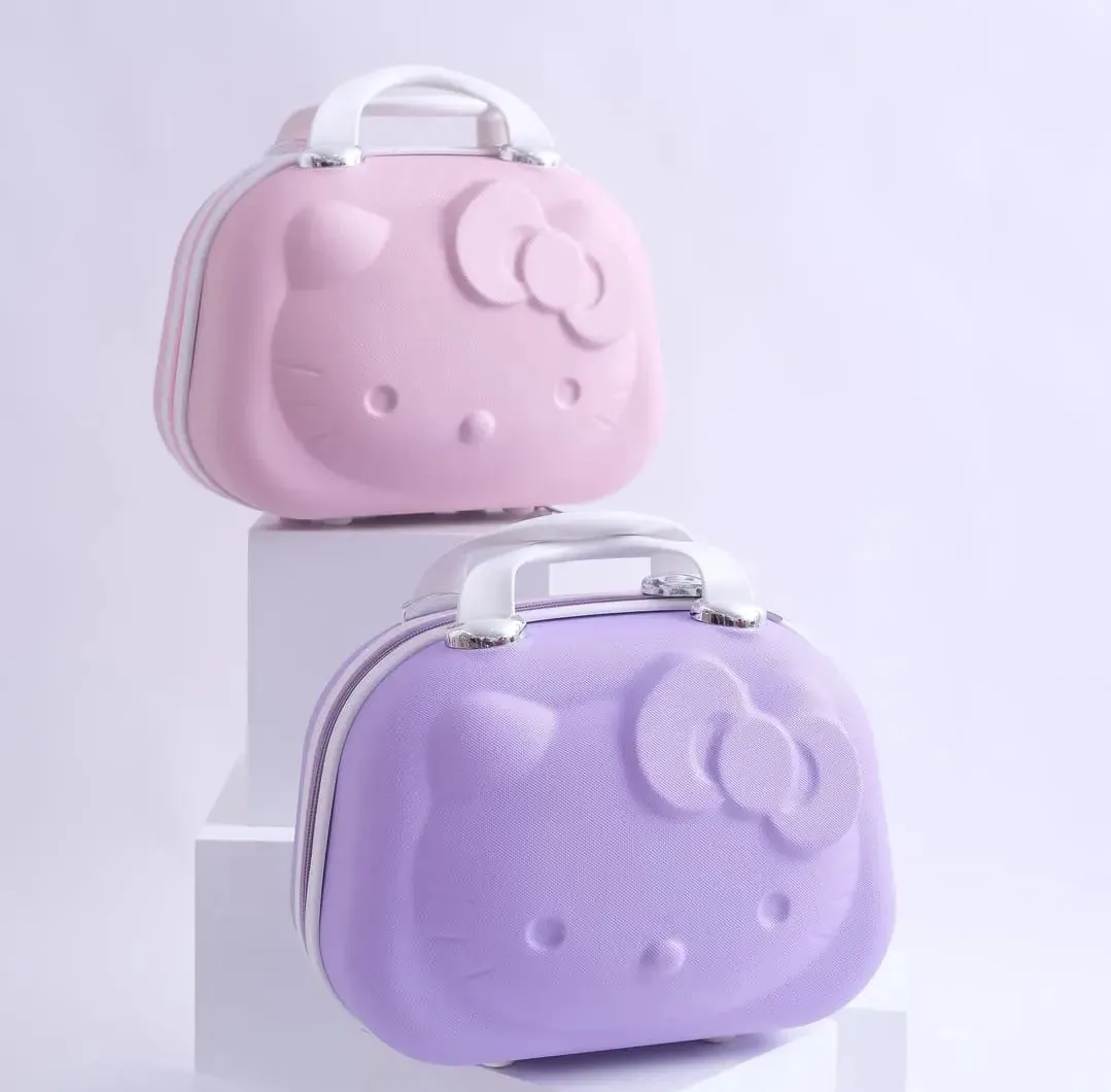 TRENDY HELLO KITTY ORGANIZER