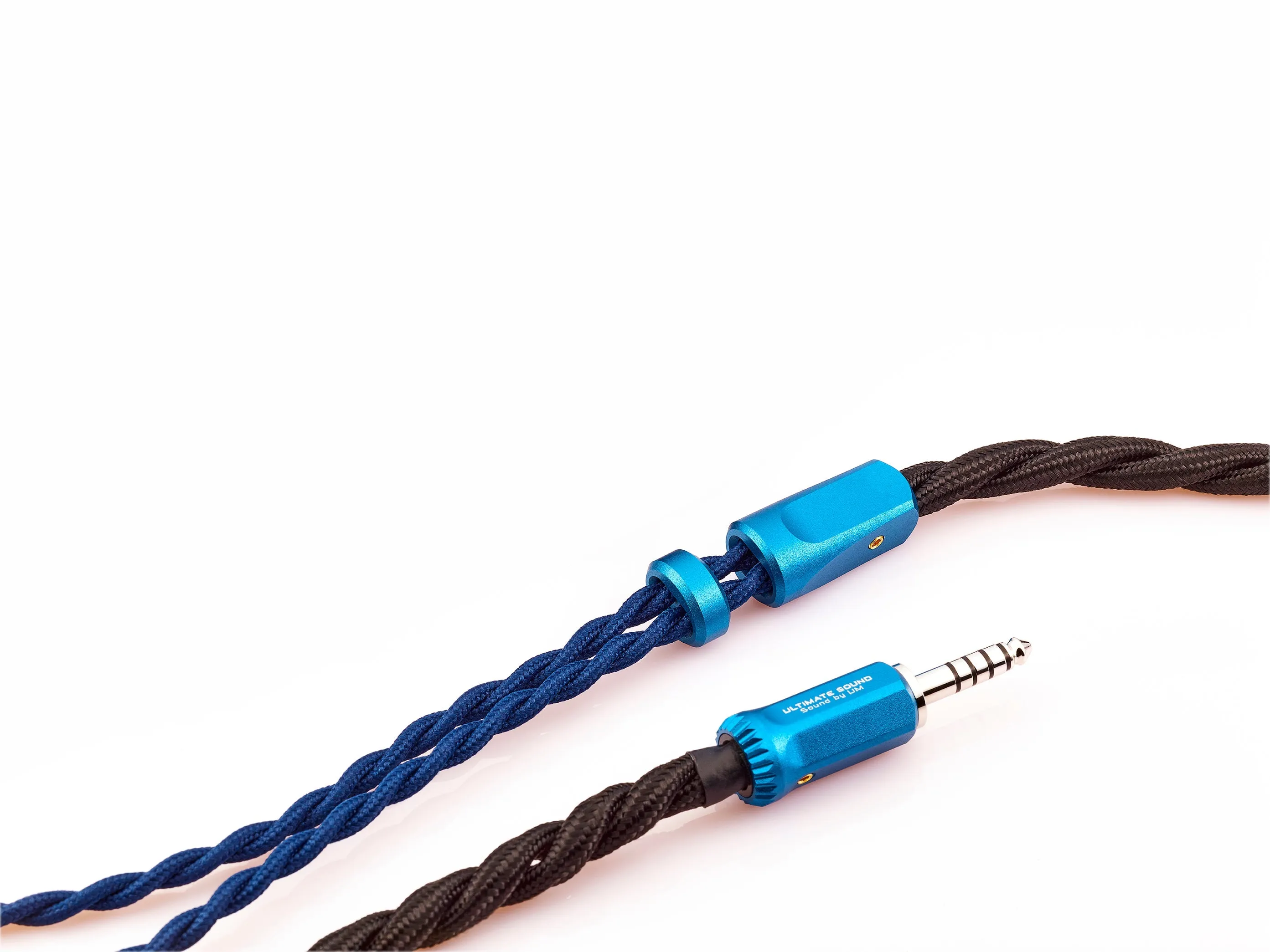 UM Le Jardin cable - Meet Agains with Shielding (2Pin, 4.4mm)