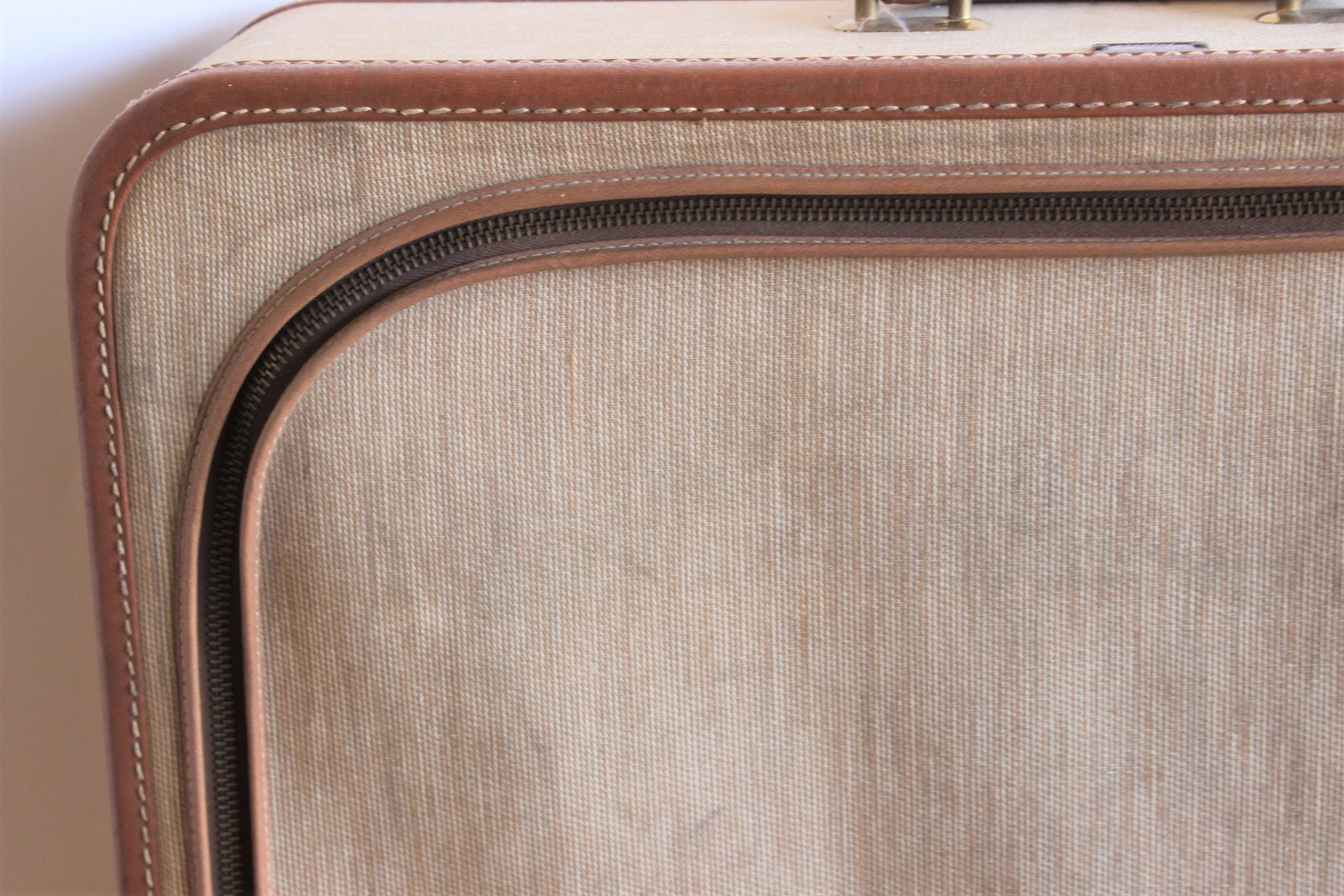 Vintage 1940s Platt Luggage Suitcase